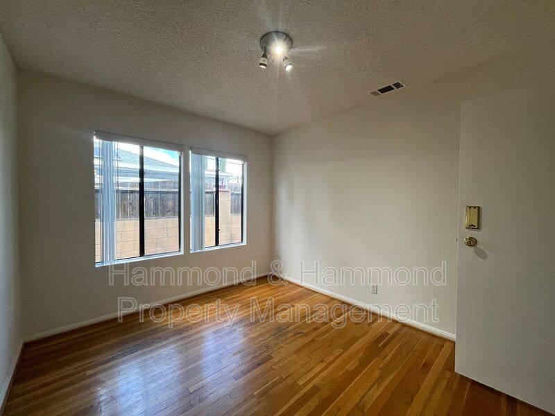 House for rent at 18029 Santa Rita St, Encino, CA 91316