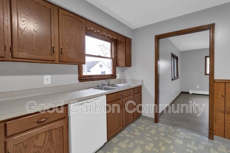 Apartment for rent at 248 Oliver St #2, North Tonawanda, NY 14120