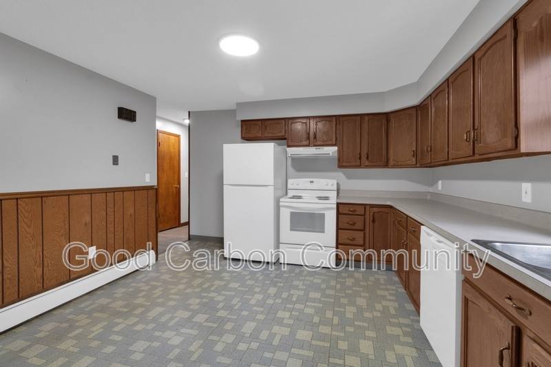 Apartment for rent at 248 Oliver St #2, North Tonawanda, NY 14120
