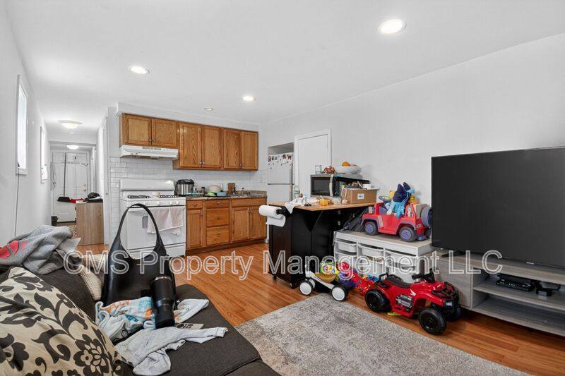 Apartment for rent at 1290 Baker St #1L, Hillside, NJ 07205