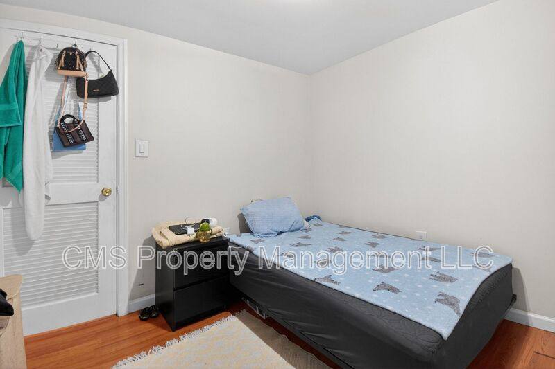 Apartment for rent at 1290 Baker St #1L, Hillside, NJ 07205