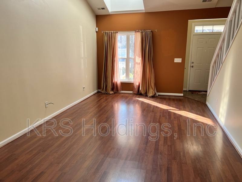 House for rent at 8164 Rolling Glenn Dr, Raleigh, NC 27616