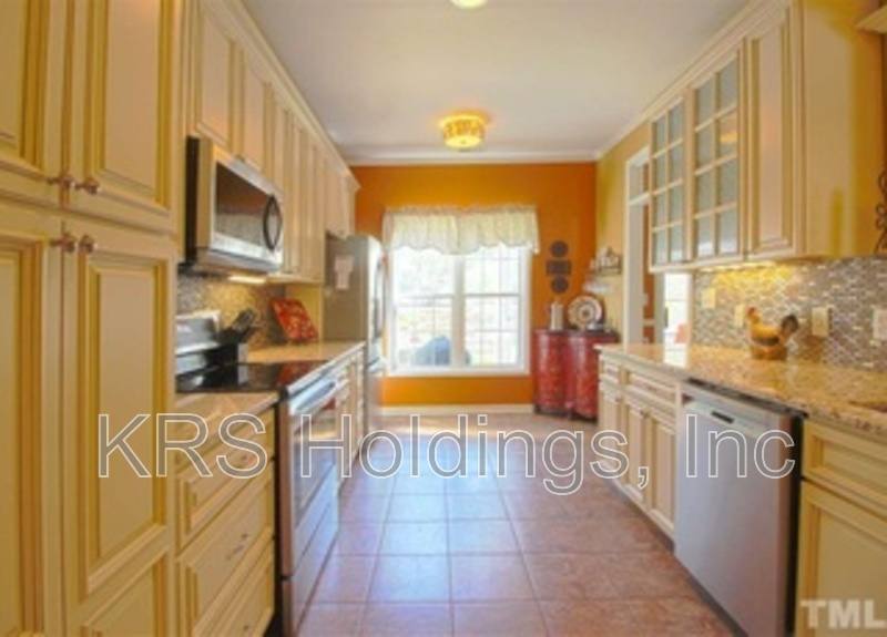 House for rent at 8164 Rolling Glenn Dr, Raleigh, NC 27616