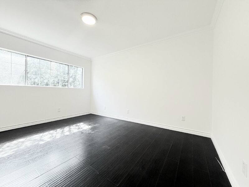 Apartment for rent at 4810 Cahuenga Blvd, North Hollywood, CA 91601