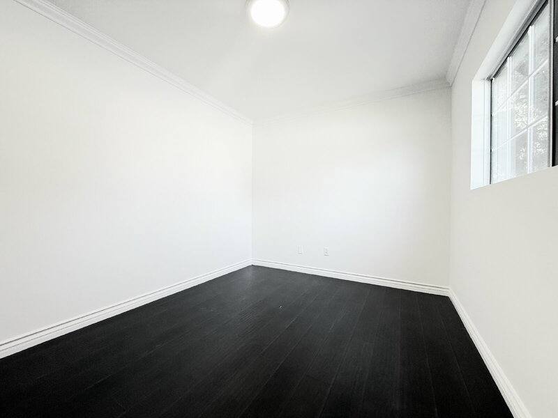Apartment for rent at 4810 Cahuenga Blvd, North Hollywood, CA 91601