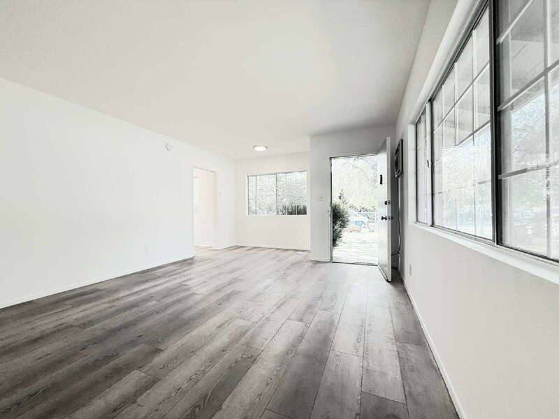 Apartment for rent at 10565 Camarillo St, North Hollywood, CA 91601