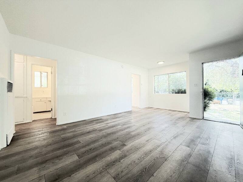 Apartment for rent at 10565 Camarillo St, North Hollywood, CA 91601