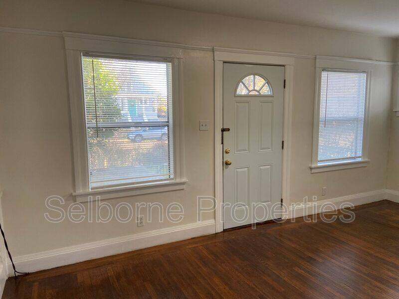 House for rent at 2054 Lincoln Ave, Alameda, CA 94501