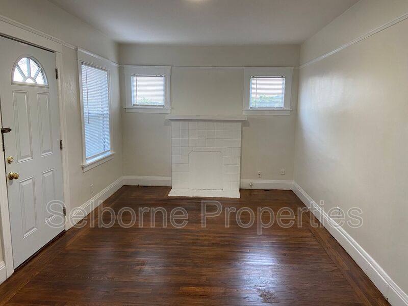 House for rent at 2054 Lincoln Ave, Alameda, CA 94501