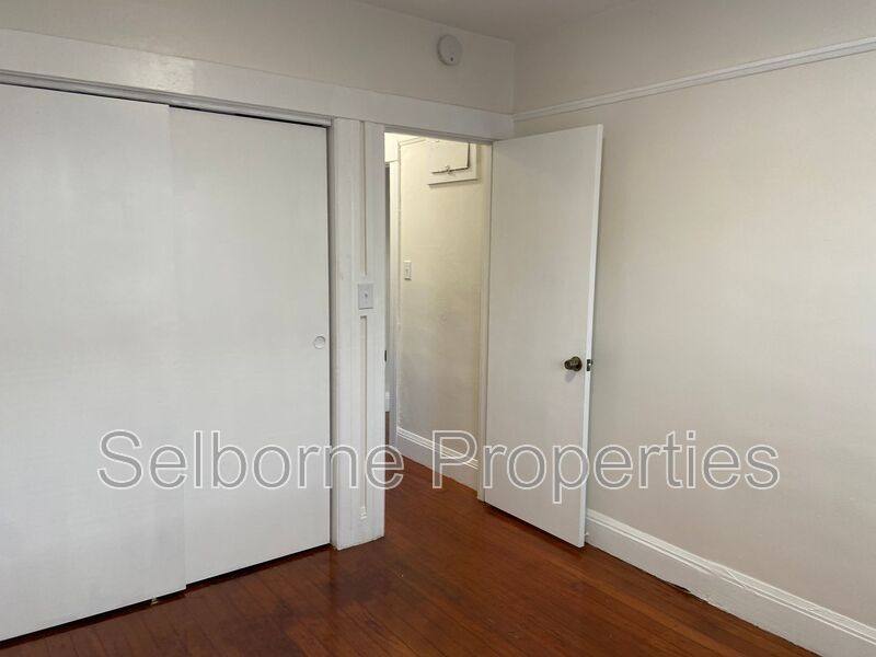 House for rent at 2054 Lincoln Ave, Alameda, CA 94501