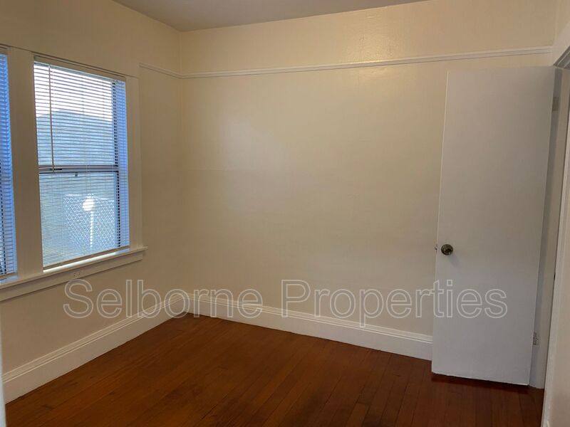 House for rent at 2054 Lincoln Ave, Alameda, CA 94501