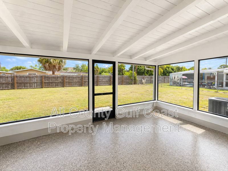 House for rent at 219 Glen Oak Rd, Venice, FL 34293