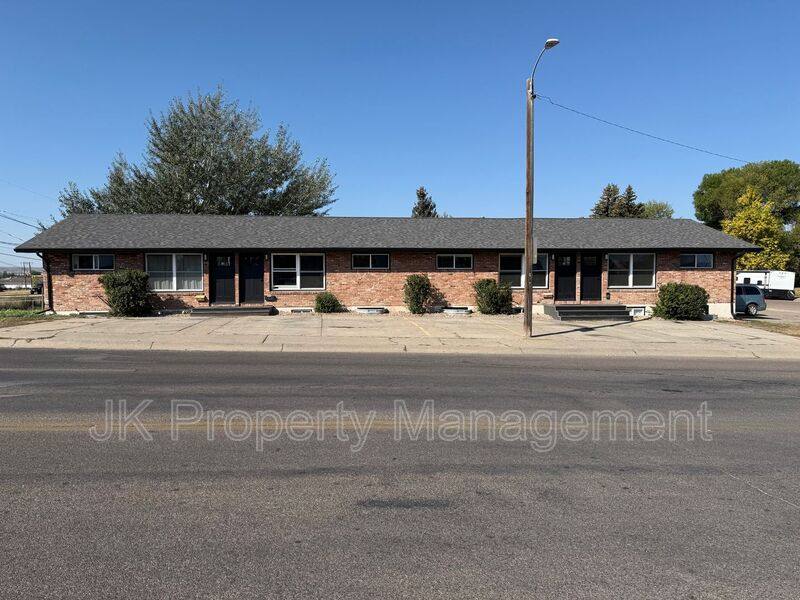 Apartment for rent at 2002 6th St NE, Great Falls, MT 59404