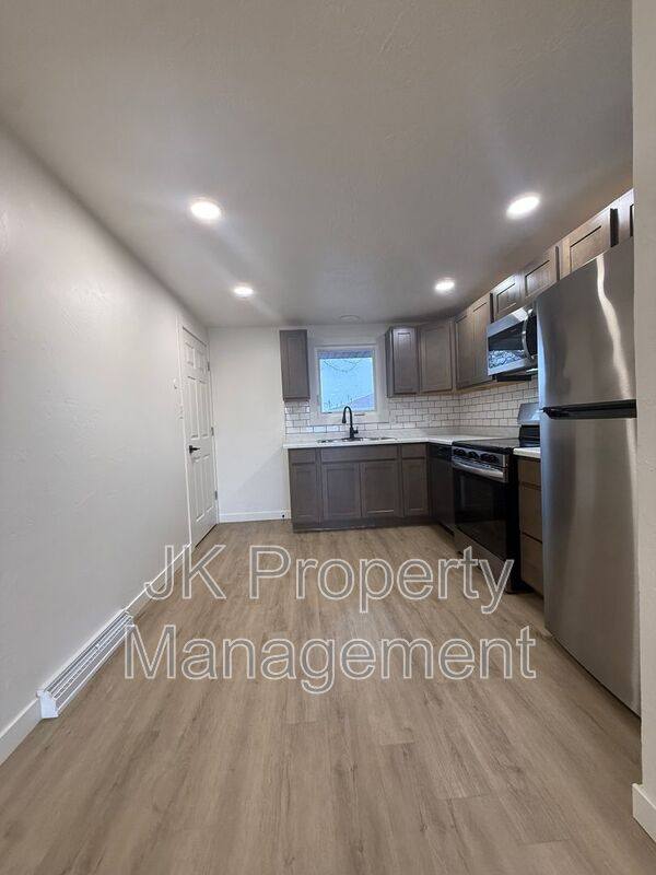 Apartment for rent at 2002 6th St NE, Great Falls, MT 59404