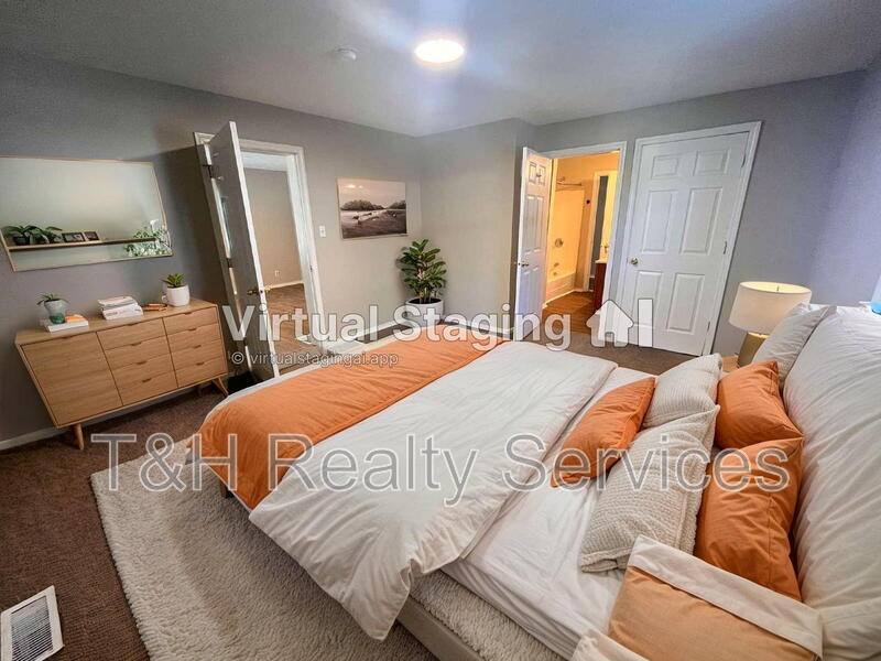 Apartment for rent at 609 S Crystal St, Kokomo, IN 46901