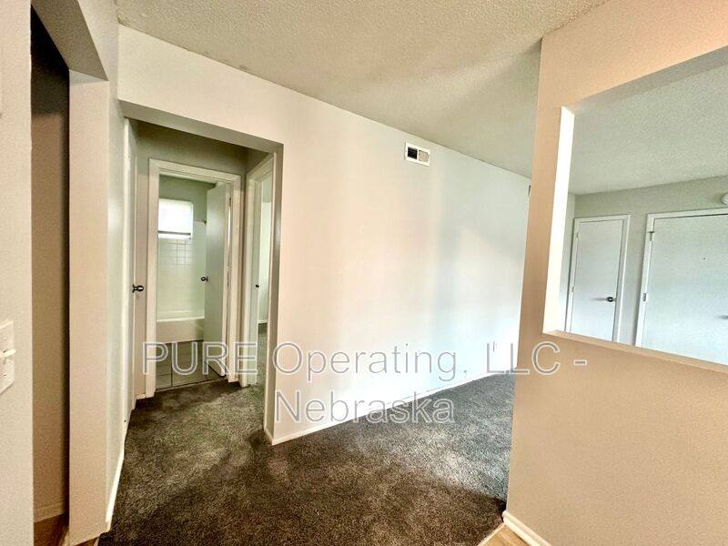 Apartment for rent at 4420 S 25th St #6, Omaha, NE 68107