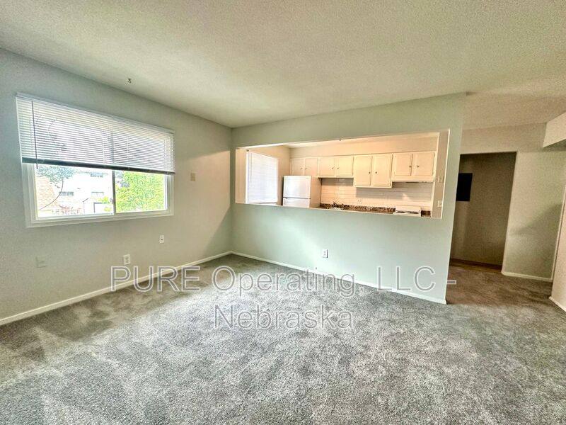 Apartment for rent at 4420 S 25th St #6, Omaha, NE 68107