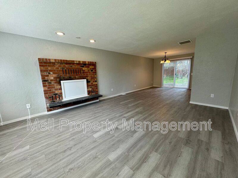 House for rent at 526 Holly Lane, Shelton, WA 98584