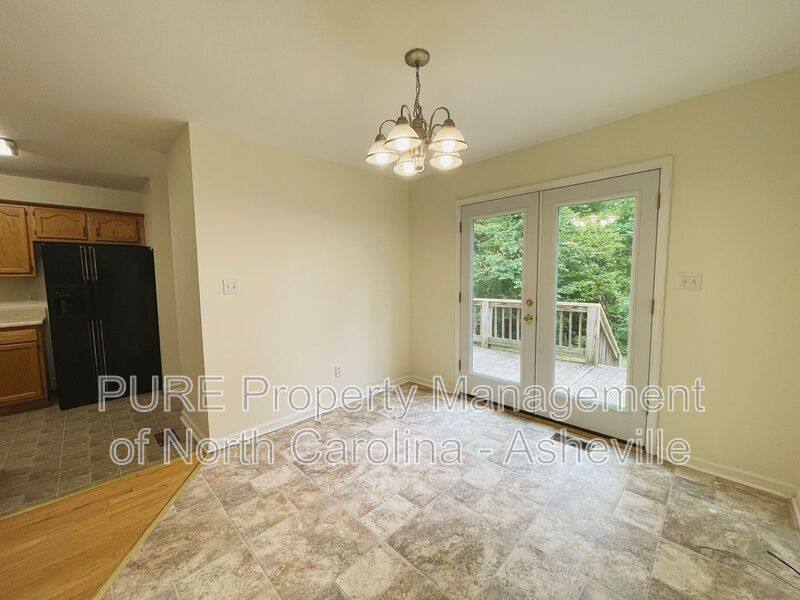 Apartment for rent at 16 Evergreen Ave #A, Asheville, NC 28806
