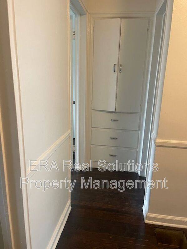 Apartment for rent at 299 Mayfair Blvd #A, Columbus, OH 43213