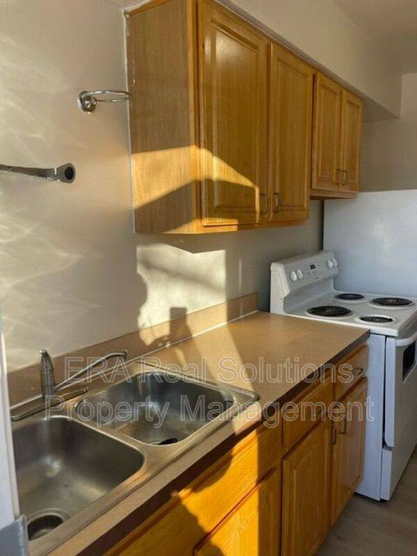 Apartment for rent at 299 Mayfair Blvd #A, Columbus, OH 43213