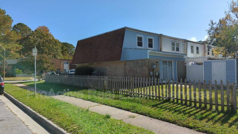 Townhouse for rent at 701 Arthur Ave, Virginia Beach, VA 23452