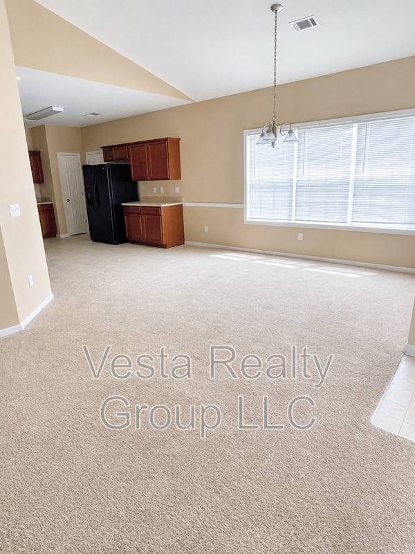 Townhouse for rent at 1055 City Park Dr, McDonough, GA 30252