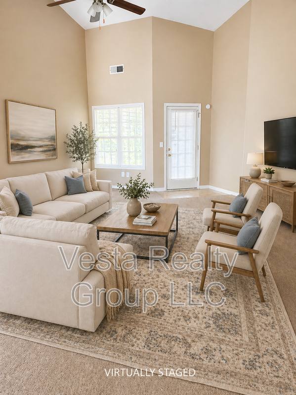 Townhouse for rent at 1055 City Park Dr, McDonough, GA 30252
