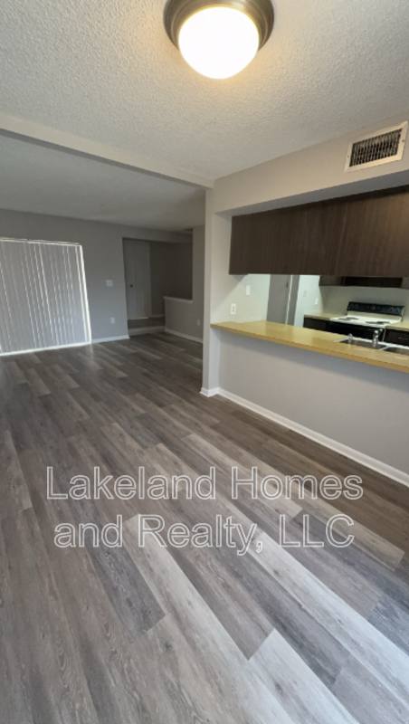 Townhouse for rent at 2726 San Gully Rd, Lakeland, FL 33803