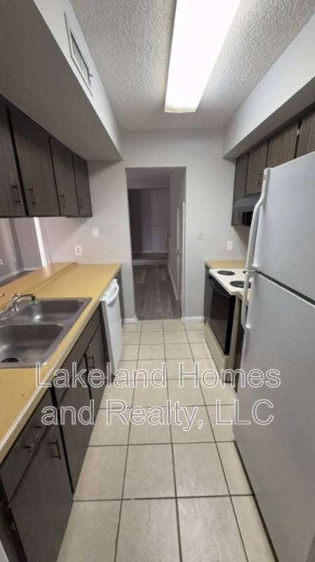 Townhouse for rent at 2726 San Gully Rd, Lakeland, FL 33803