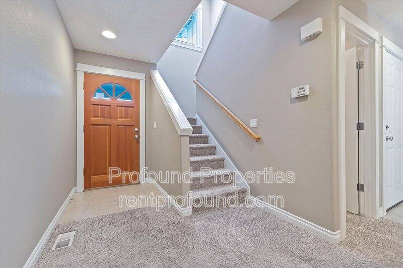 Townhouse for rent at 20176 SW Bernice Lane, Beaverton, OR 97007