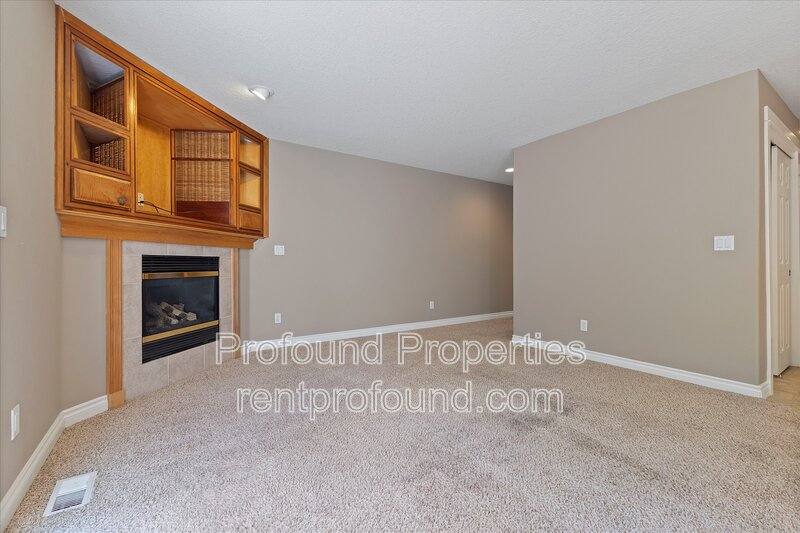 Townhouse for rent at 20176 SW Bernice Lane, Beaverton, OR 97007