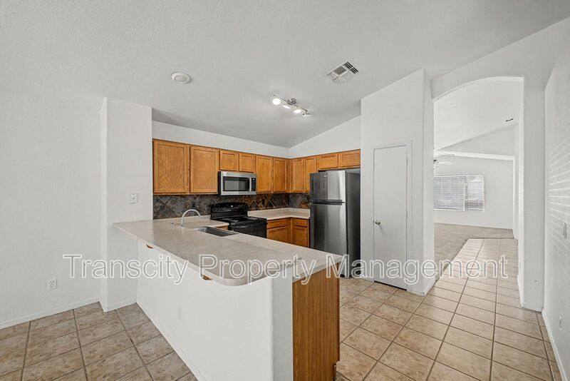 House for rent at 932 W 19th Ave, Apache Junction, AZ 85120