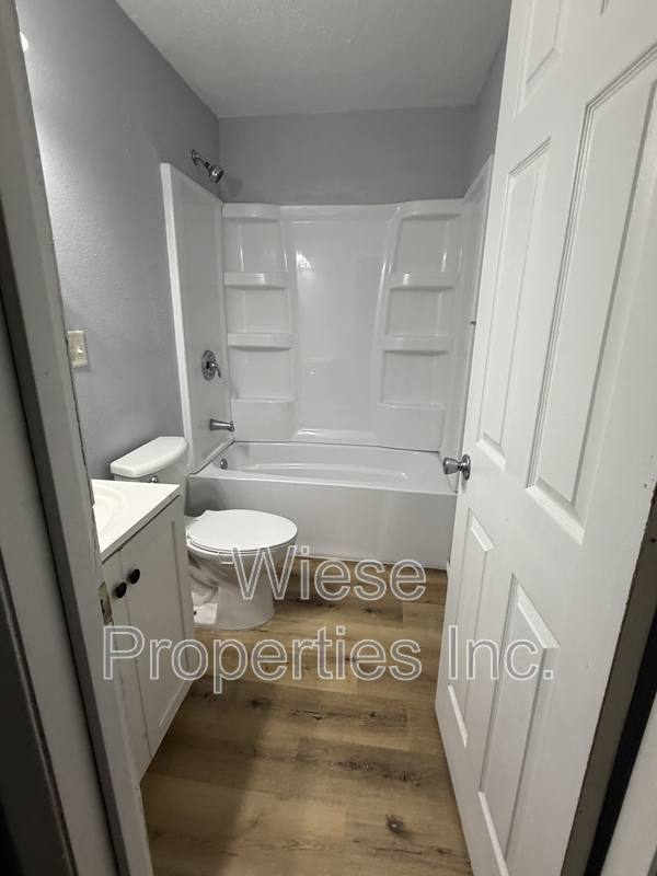 House for rent at 2213 E Adams St, Springfield, IL 62703