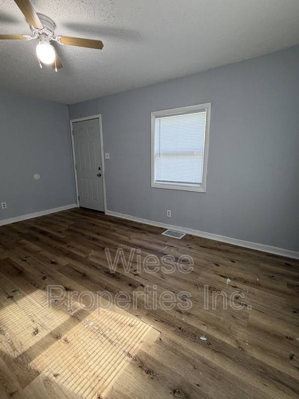 House for rent at 2213 E Adams St, Springfield, IL 62703