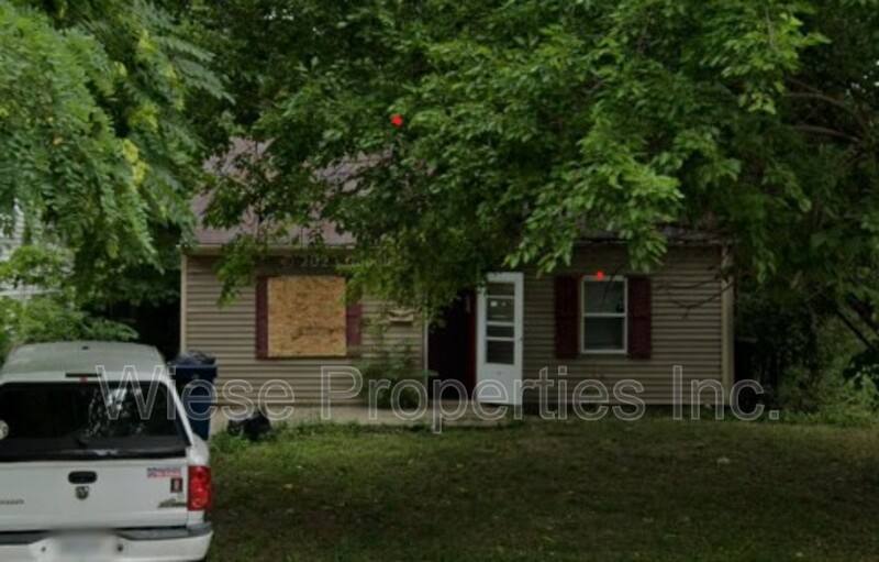 House for rent at 2213 E Adams St, Springfield, IL 62703