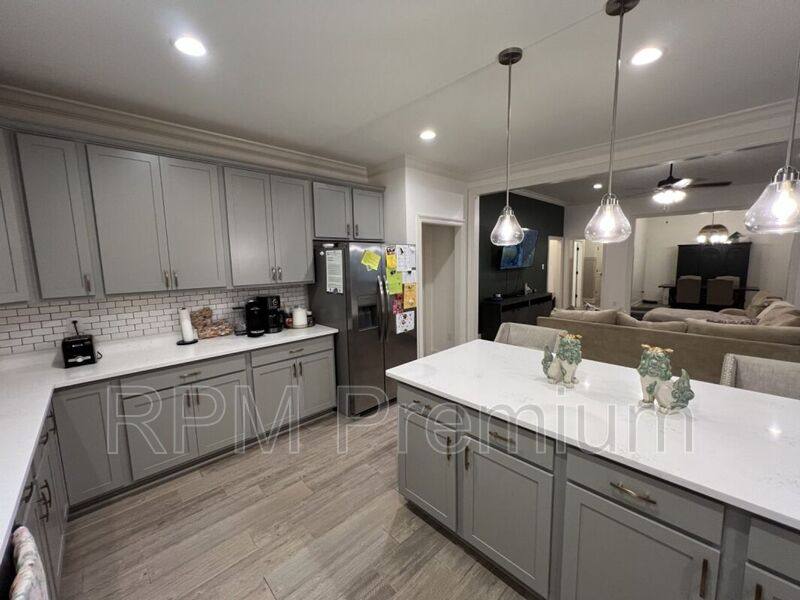 House for rent at 18945 Corlis Green Dr, Zachary, LA 70791