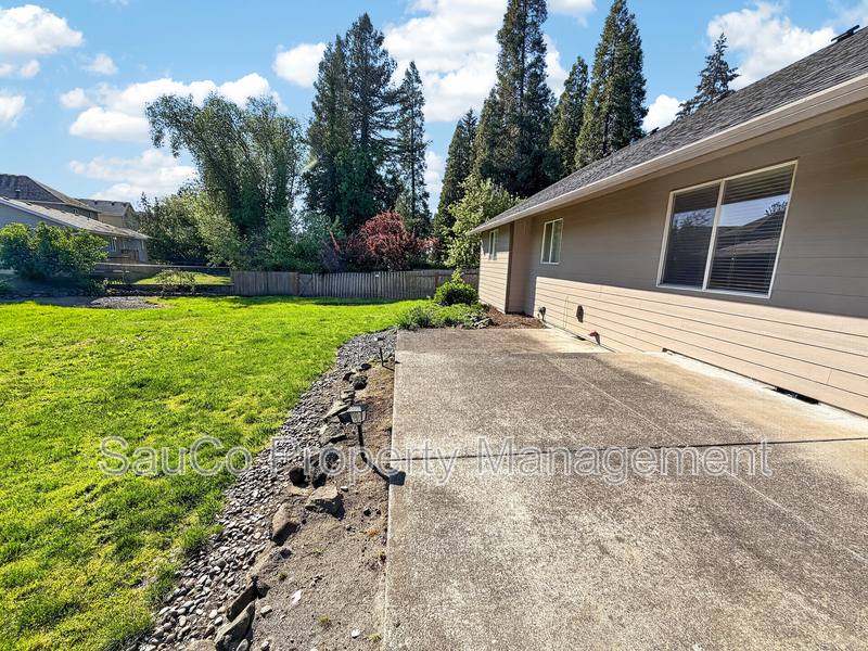 House for rent at 205 NW 8th Court, Hillsboro, OR 97124