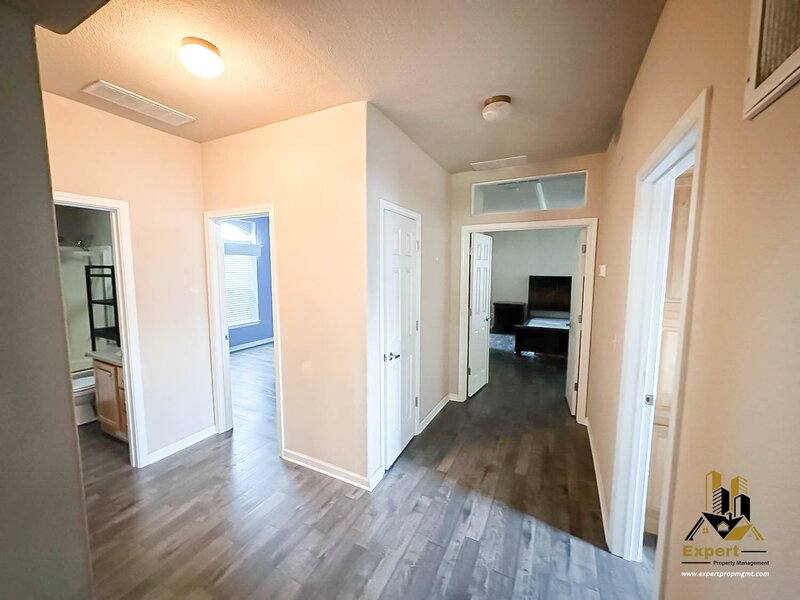 House for rent at 318 Hickory St, Roseville, CA 95678