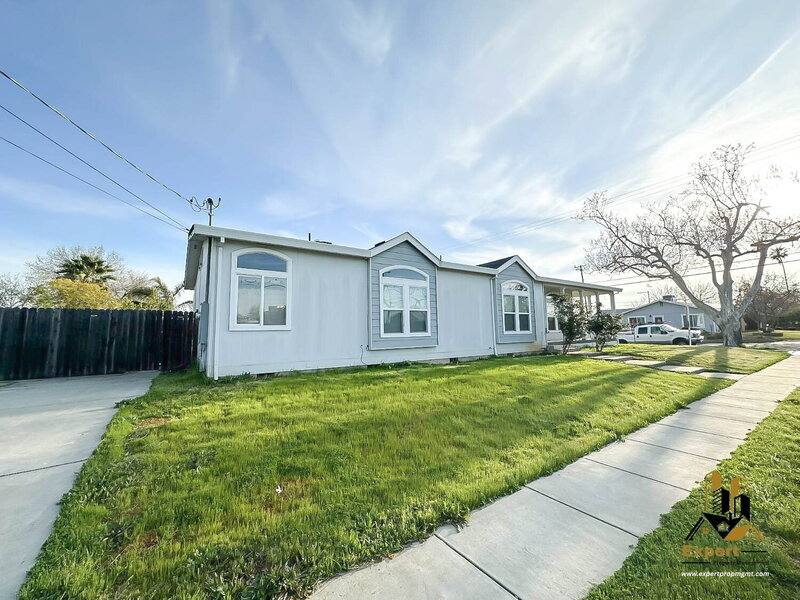 House for rent at 318 Hickory St, Roseville, CA 95678