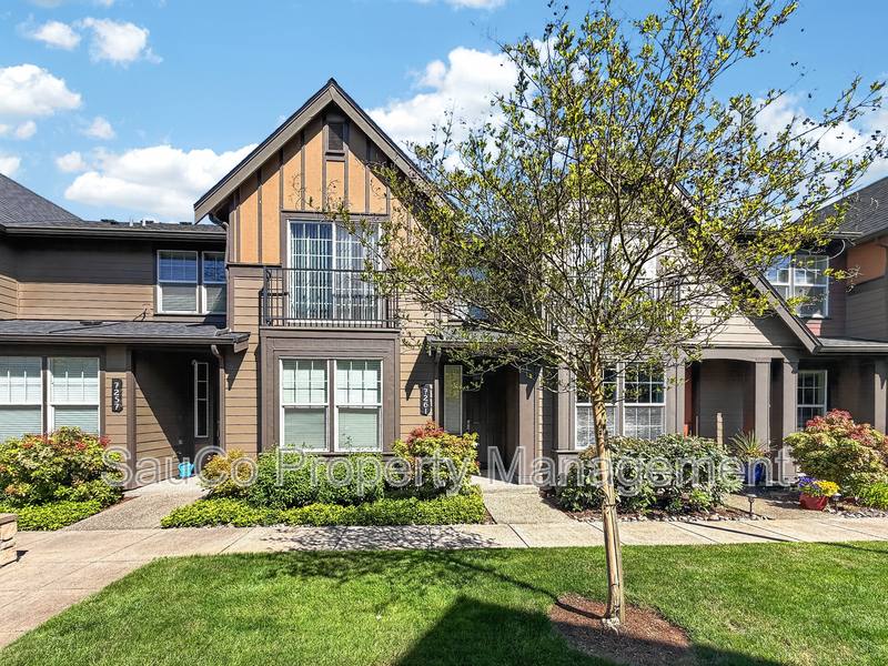 Condo for rent at 7261 NE Stoneybrook St, Hillsboro, OR 97124