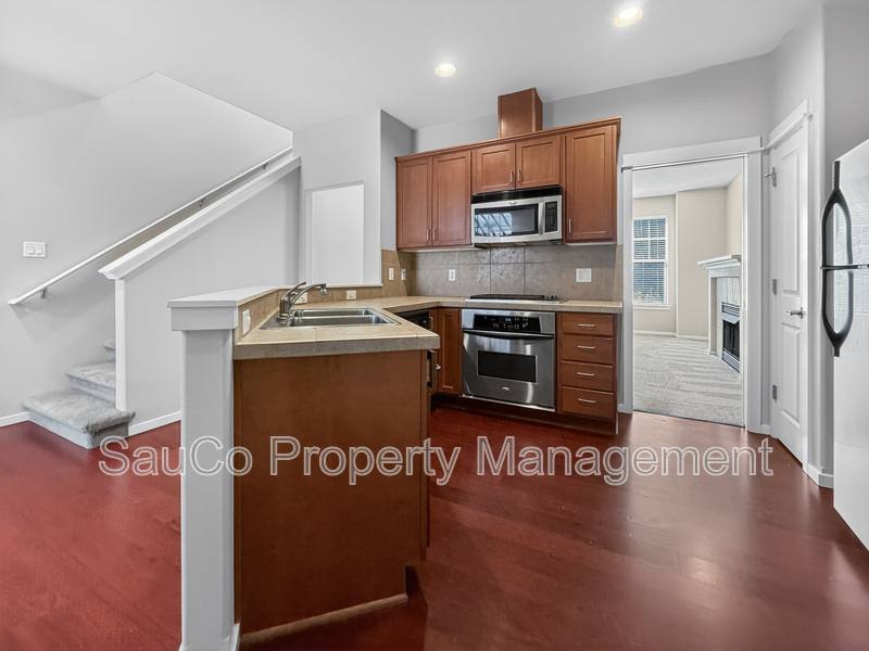 Condo for rent at 7261 NE Stoneybrook St, Hillsboro, OR 97124