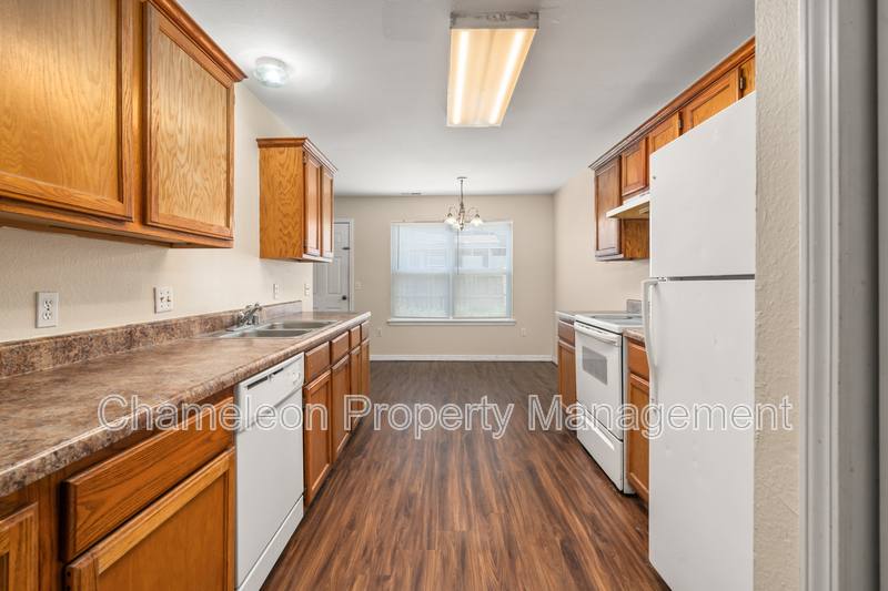 Townhouse for rent at 2910 Dawn Court #C, Siloam Springs, AR 72761