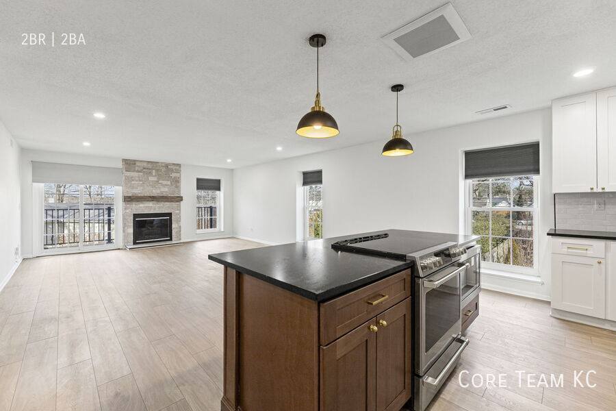 Apartment for rent at 2900 W 53rd St, Mission, KS 66205