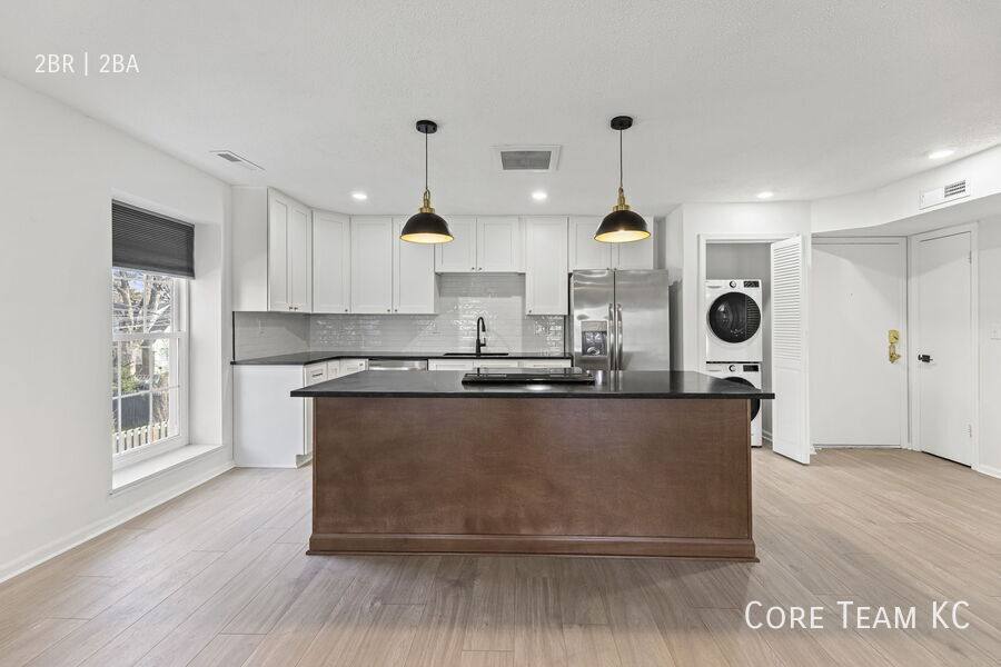 Apartment for rent at 2900 W 53rd St, Mission, KS 66205