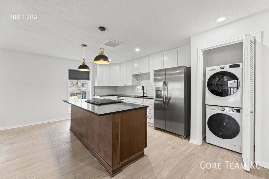 Apartment for rent at 2900 W 53rd St, Mission, KS 66205
