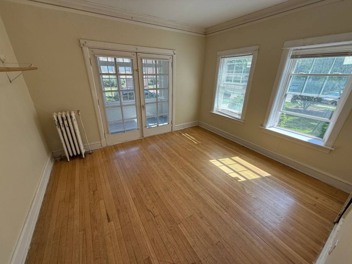 Apartment for rent at 2537-41 N Farwell, Milwaukee, WI 53211