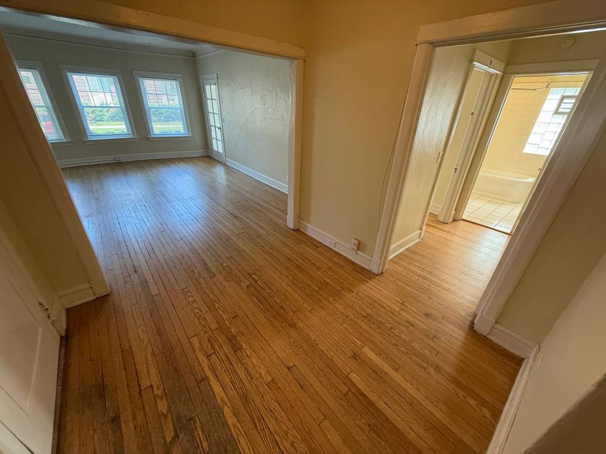 Apartment for rent at 2537-41 N Farwell, Milwaukee, WI 53211