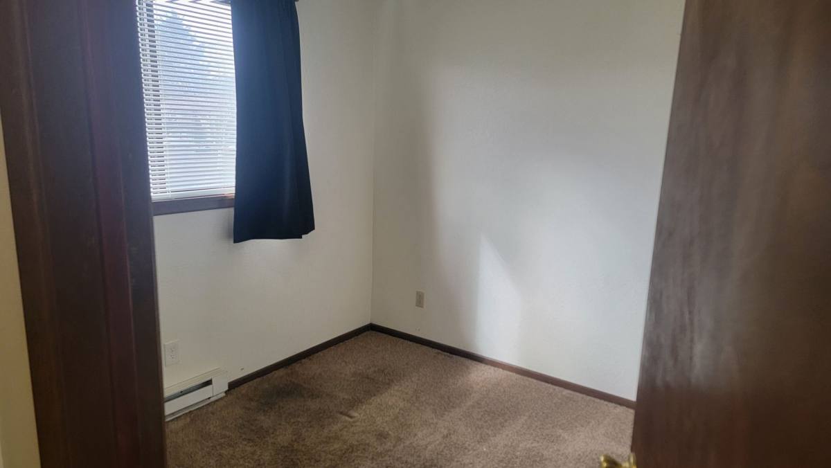 Apartment for rent at 13208 E Skyview, Spokane, WA 99216