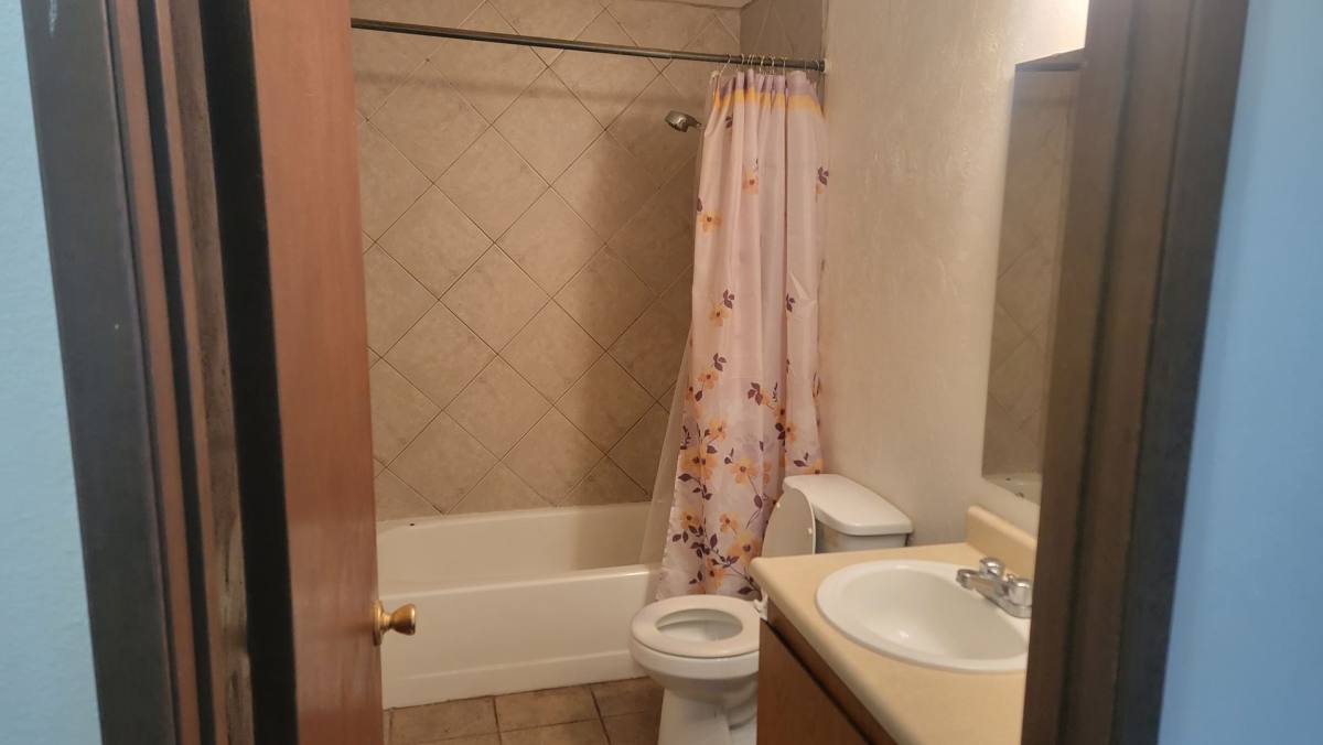 Apartment for rent at 13208 E Skyview, Spokane, WA 99216